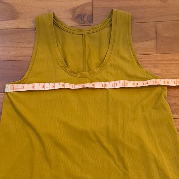 Women Lululemon Essential Tank Top *Train Slim Fit Hip Length in Gold Spice - Picture 6 of 7